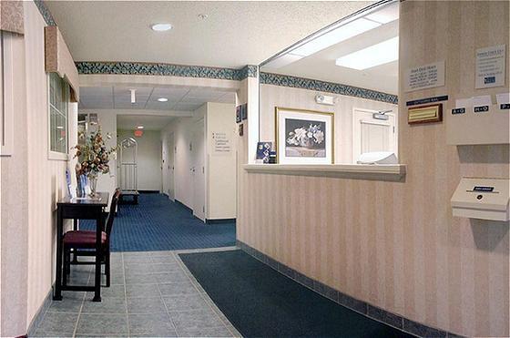 Days Inn & Suites By Wyndham Green Bay Wi Interior photo